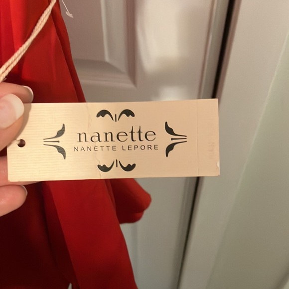 Nanette Lepore NWT satin peplum blouse - Picture 3 of 5